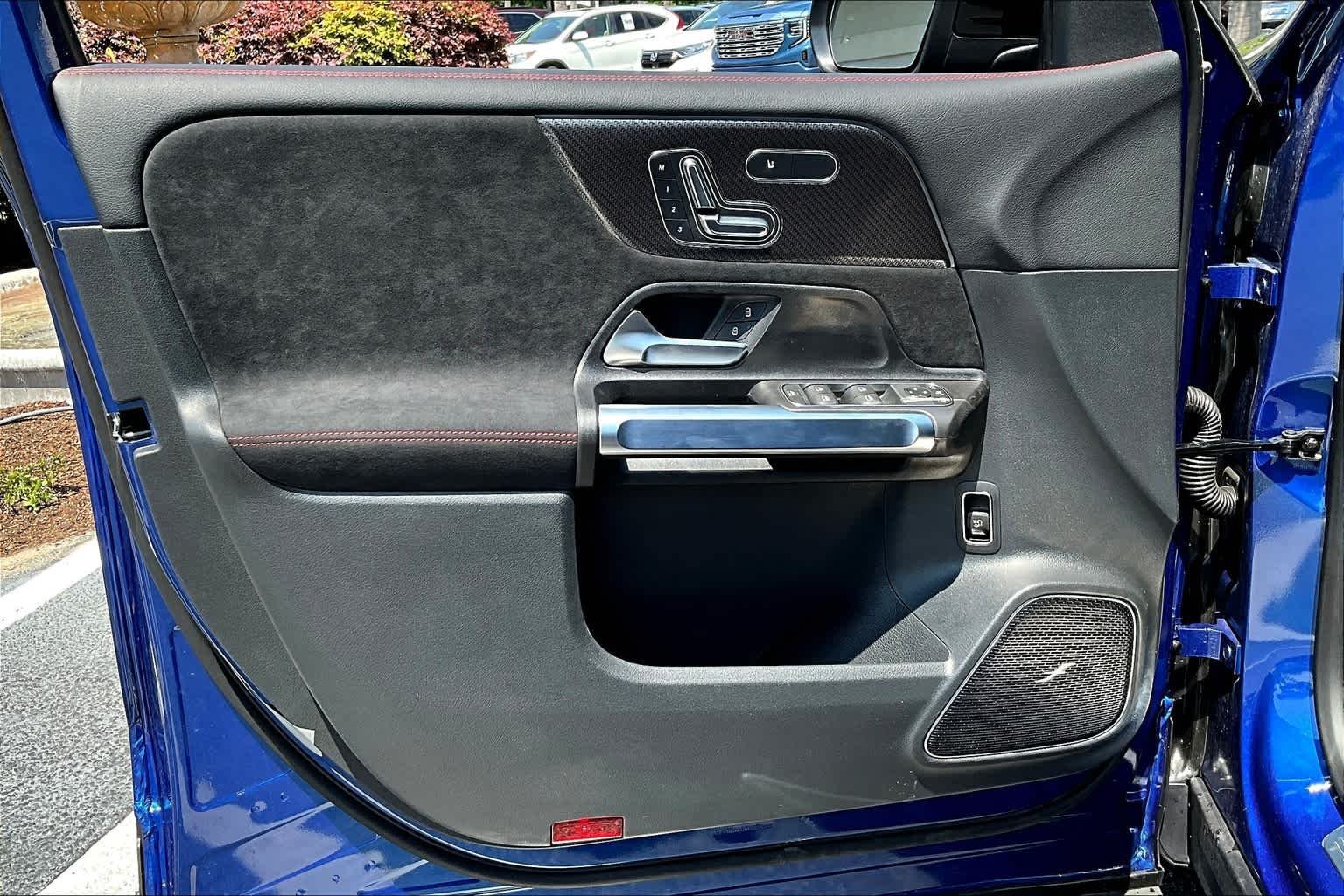 Certified 2024 Mercedes-Benz GLB 250 image 25