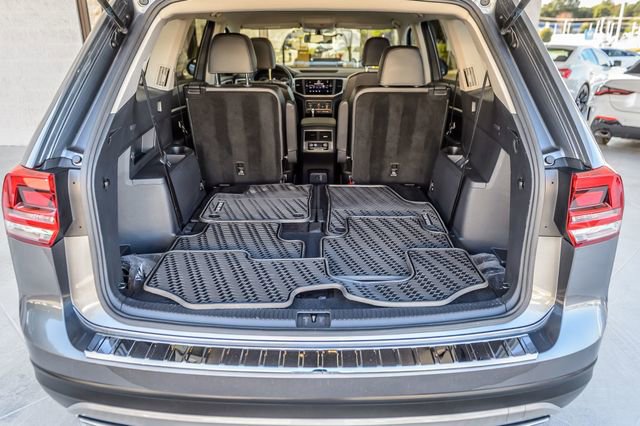 Used 2019 Volkswagen Atlas SE w/ Towing Package image 11