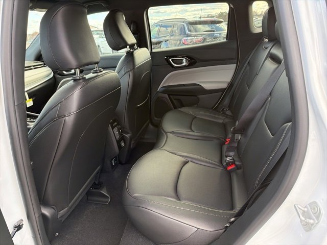 New 2026 Jeep Compass Limited image 7