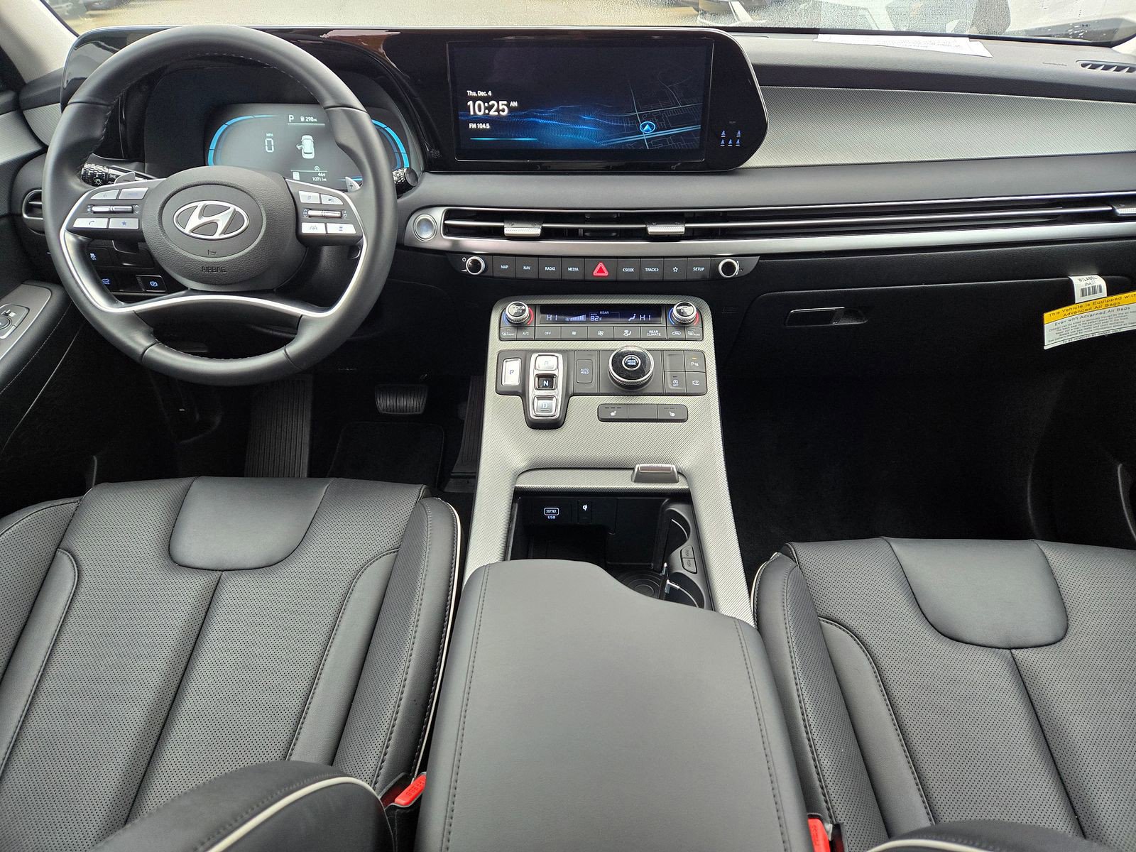 Certified 2025 Hyundai Palisade SEL image 11