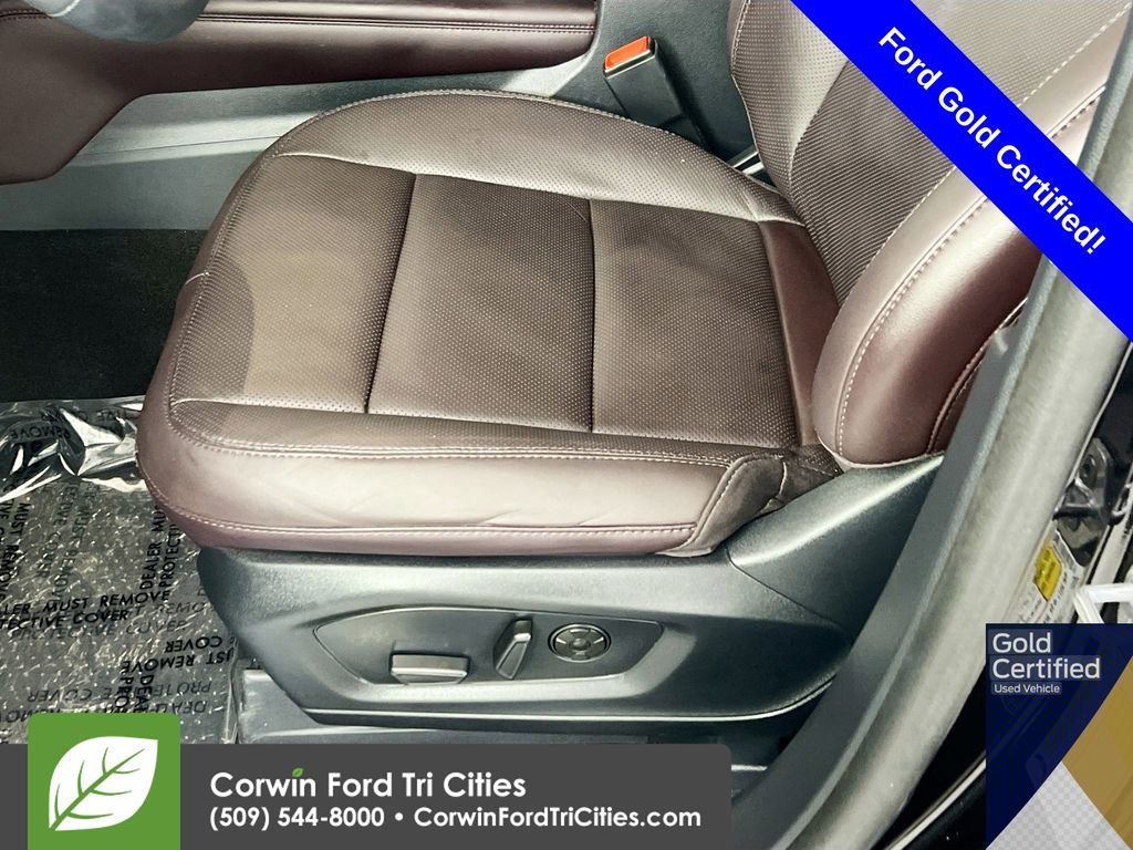 Used 2025 Ford Explorer Platinum w/ Ultimate Package AWD/4WD image 22