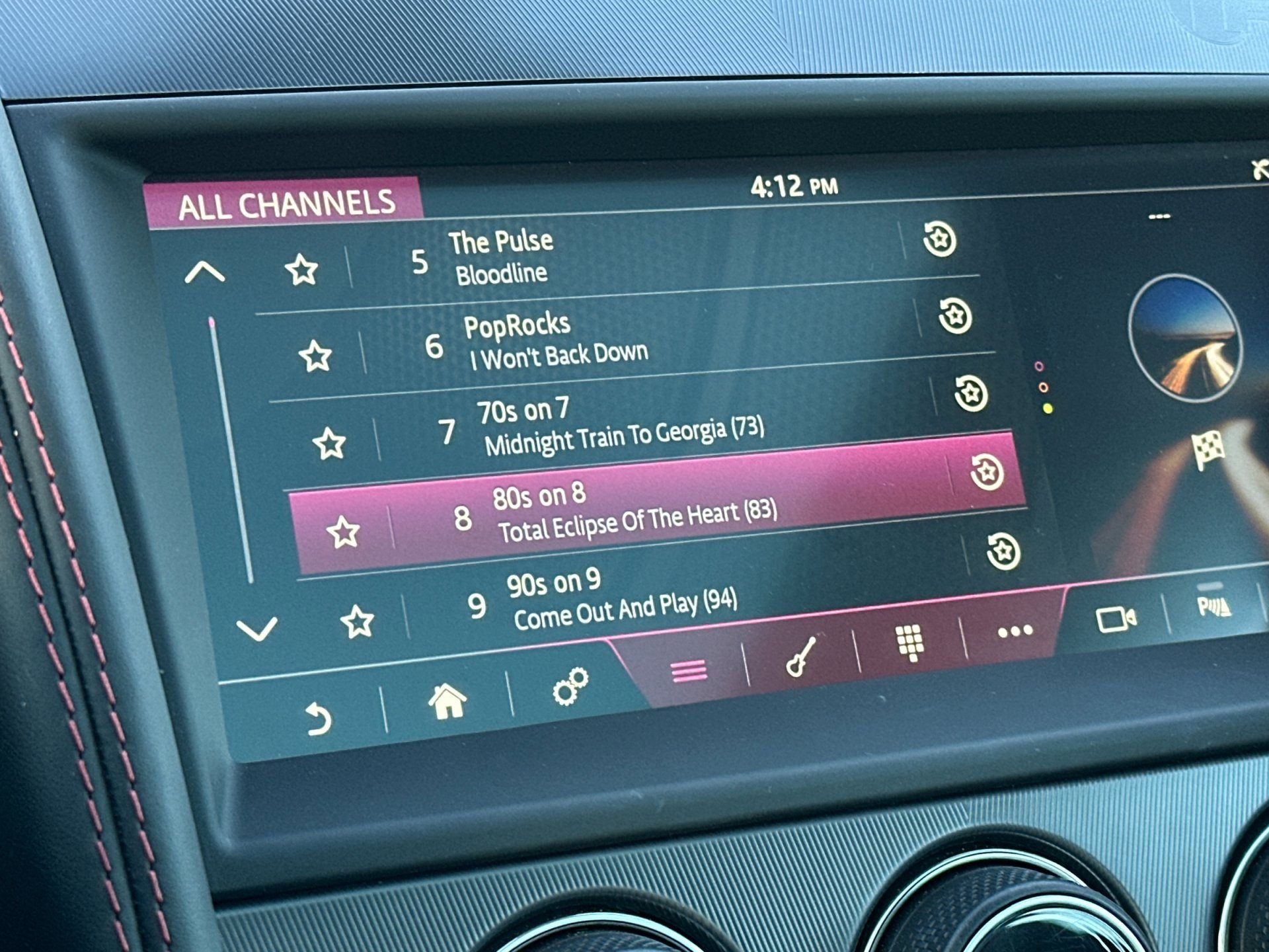 Used 2020 Jaguar F-TYPE R image 18