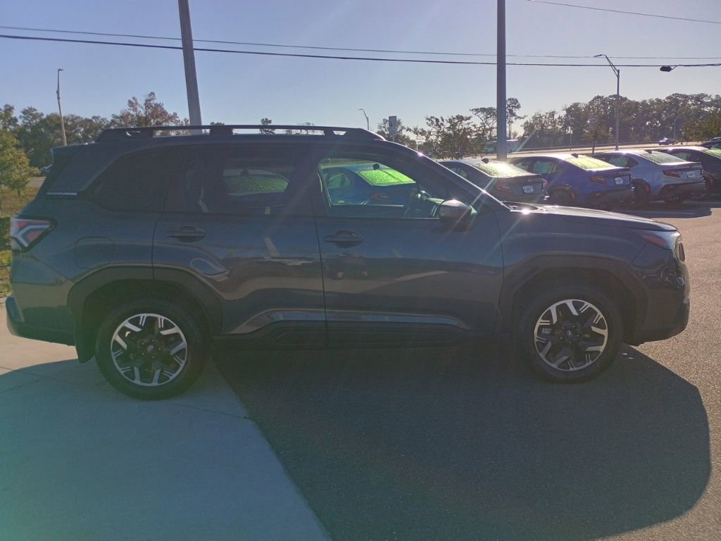 Certified 2025 Subaru Forester Premium image 4