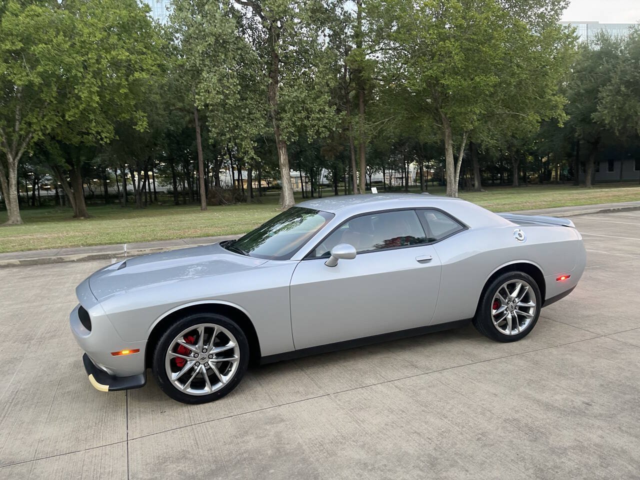 Used 2022 Dodge Challenger GT AWD/4WD image 12