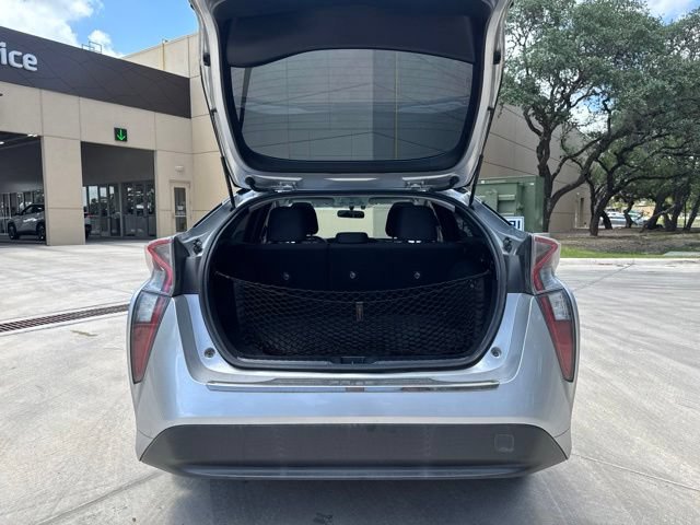 Used 2016 Toyota Prius Three FWD image 4