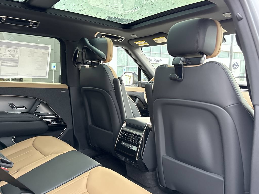 New 2025 Land Rover Range Rover Sport Dynamic SE AWD/4WD image 15