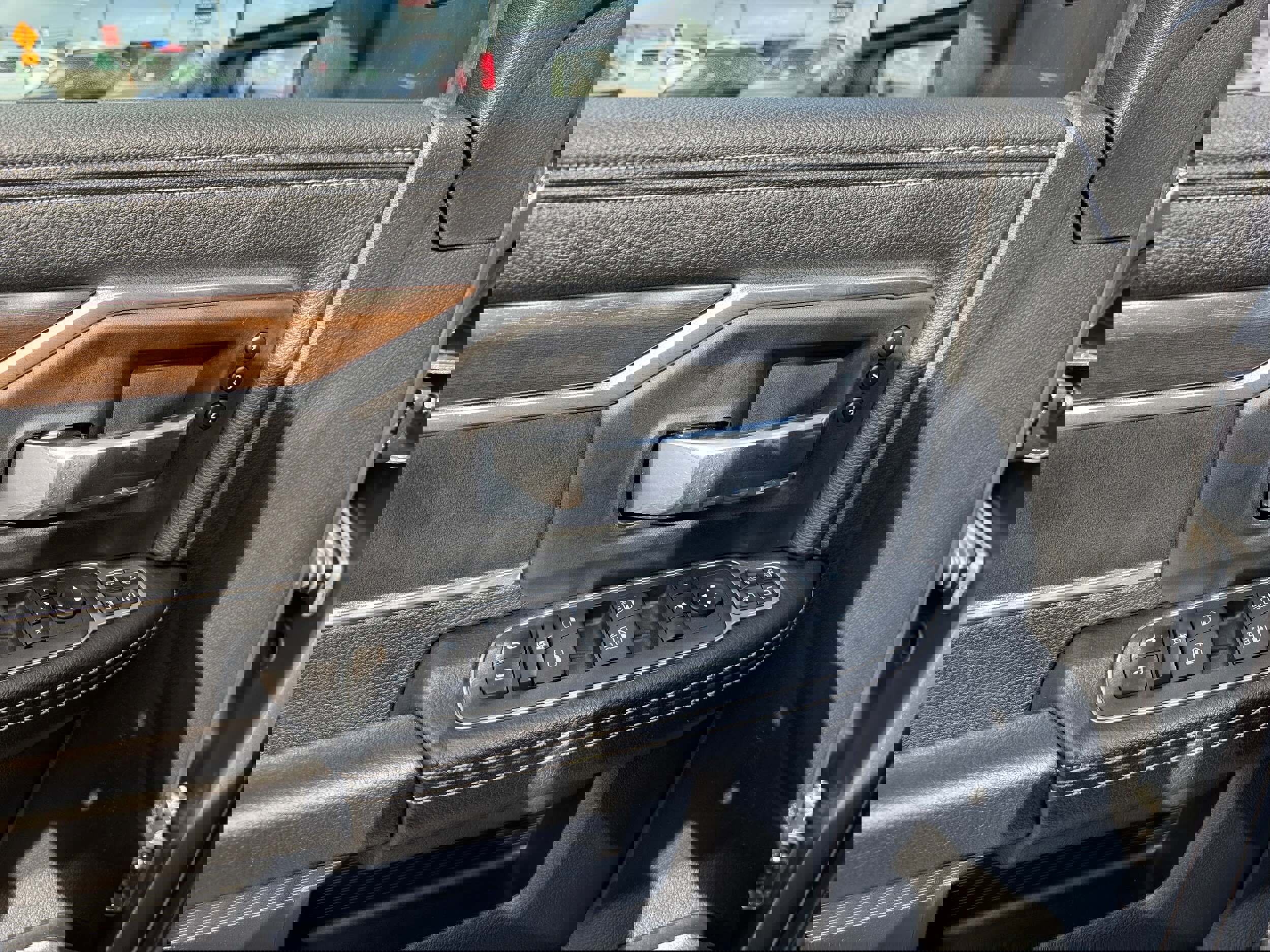 Used 2023 RAM 2500 Laramie image 16