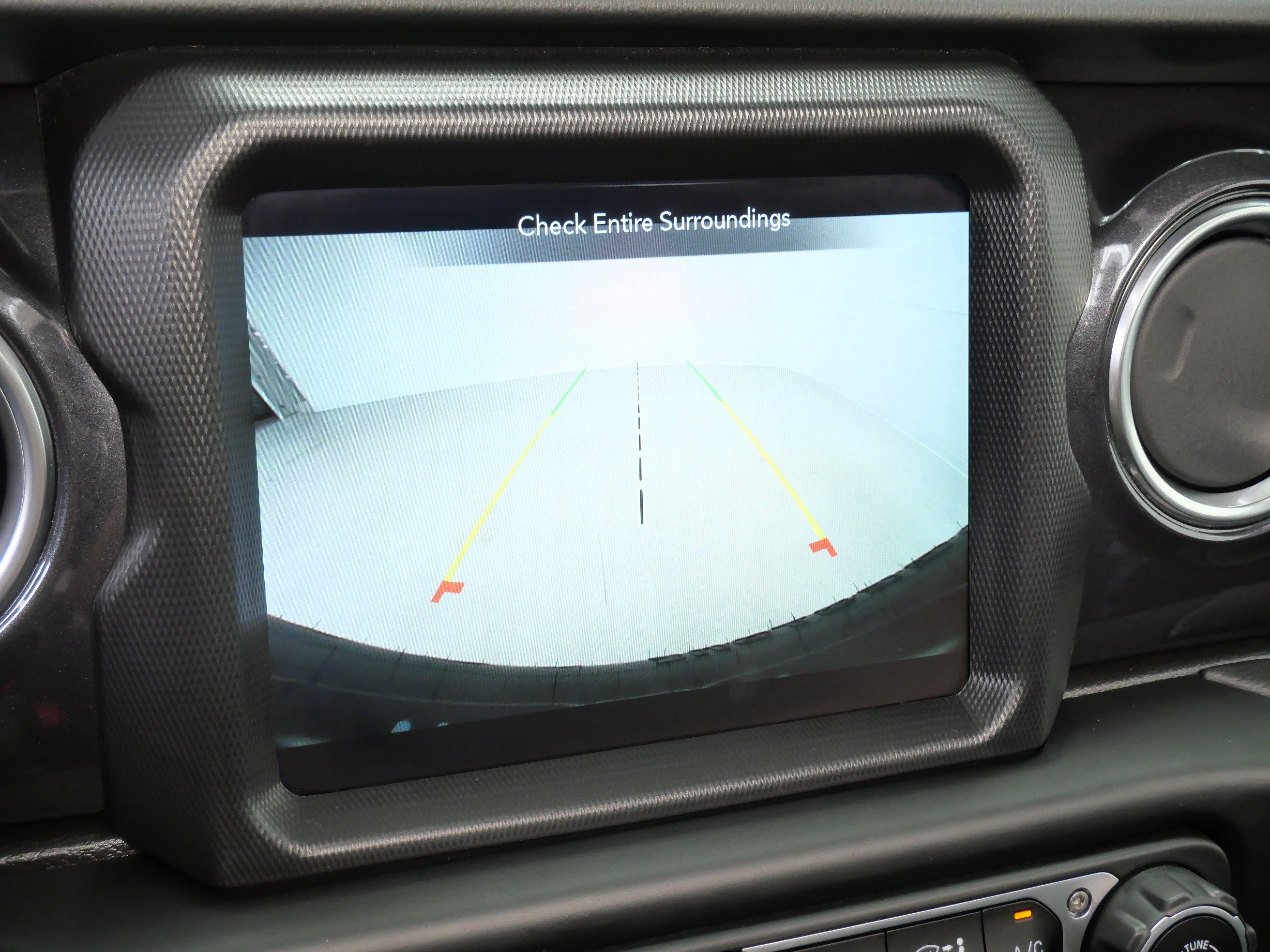 Used 2023 Jeep Wrangler Unlimited Sahara AWD/4WD image 30