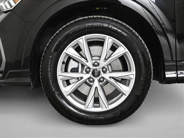 Certified 2025 Audi Q3 2.0T Premium w/ Convenience Package image 25