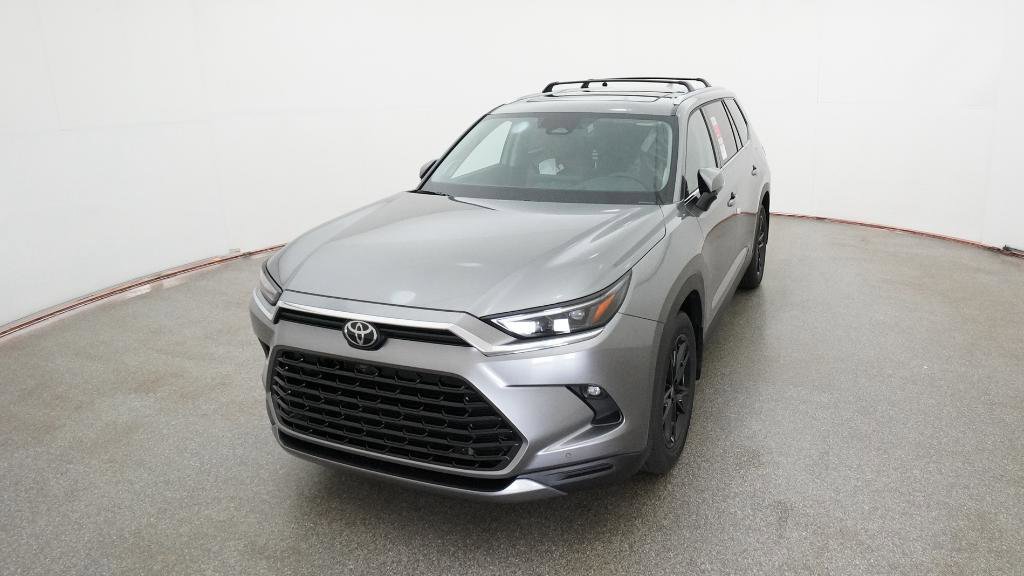 New 2026 Toyota Grand Highlander Platinum image 3