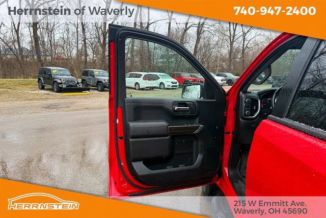 Used 2021 Chevrolet Silverado 1500 LT Trail Boss w/ Bed Protection Package image 13