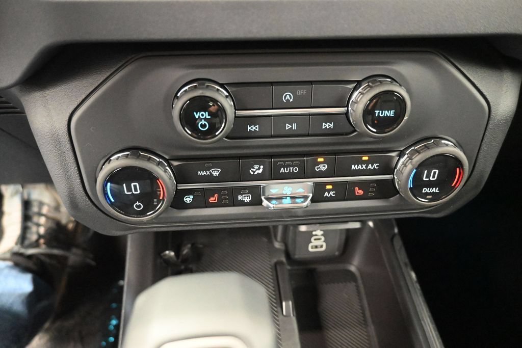 New 2026 Ford Bronco Outer Banks AWD/4WD image 3