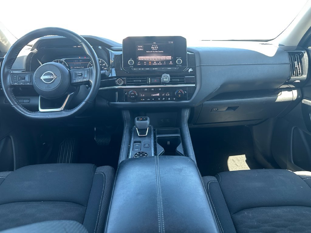Used 2023 Nissan Pathfinder SV AWD/4WD image 11