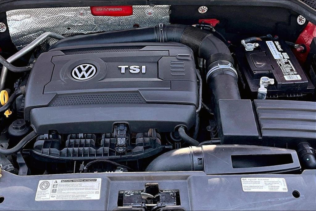 Used 2015 Volkswagen Beetle 1.8T Classic FWD image 10