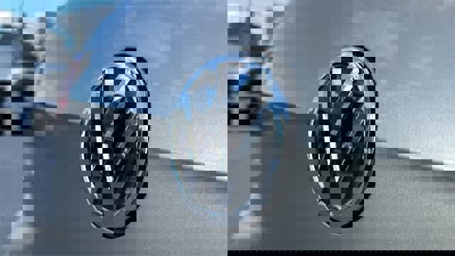 Used 2015 Volkswagen Golf S image 8