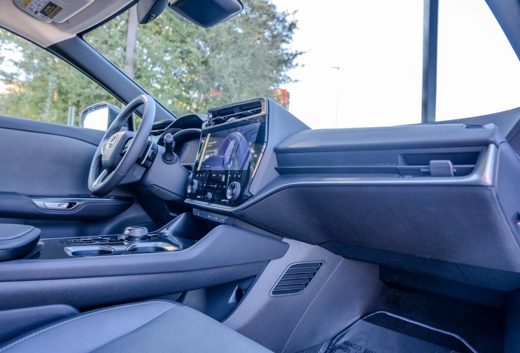 Used 2024 Lexus RZ 300e Premium w/ Accessory Package (Z1) image 22