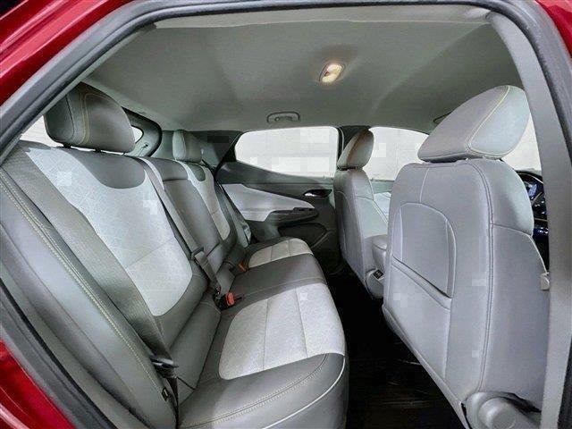 Used 2022 Chevrolet Bolt EUV Premier FWD image 28