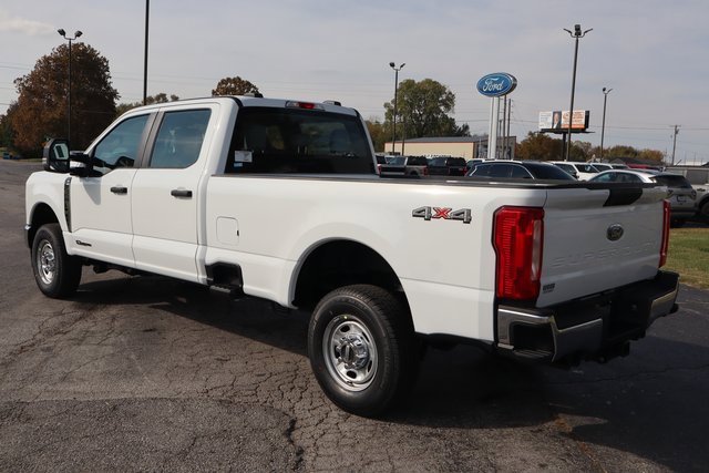 New 2026 Ford F250 XL w/ XL Chrome Package image 17
