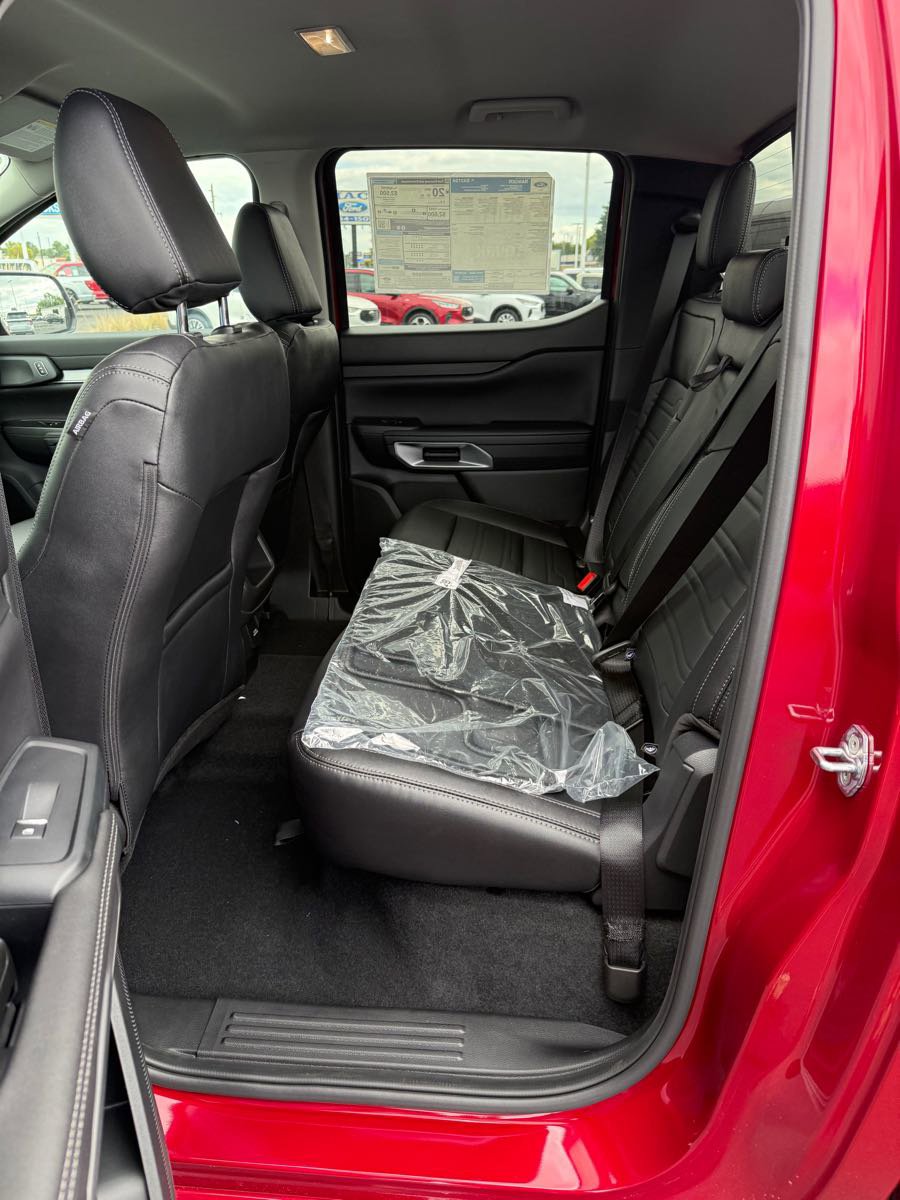 New 2025 Ford Ranger Lariat image 12
