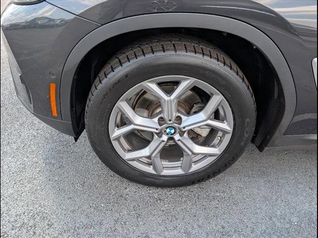 Used 2023 BMW X3 xDrive30i w/ Premium Package image 5