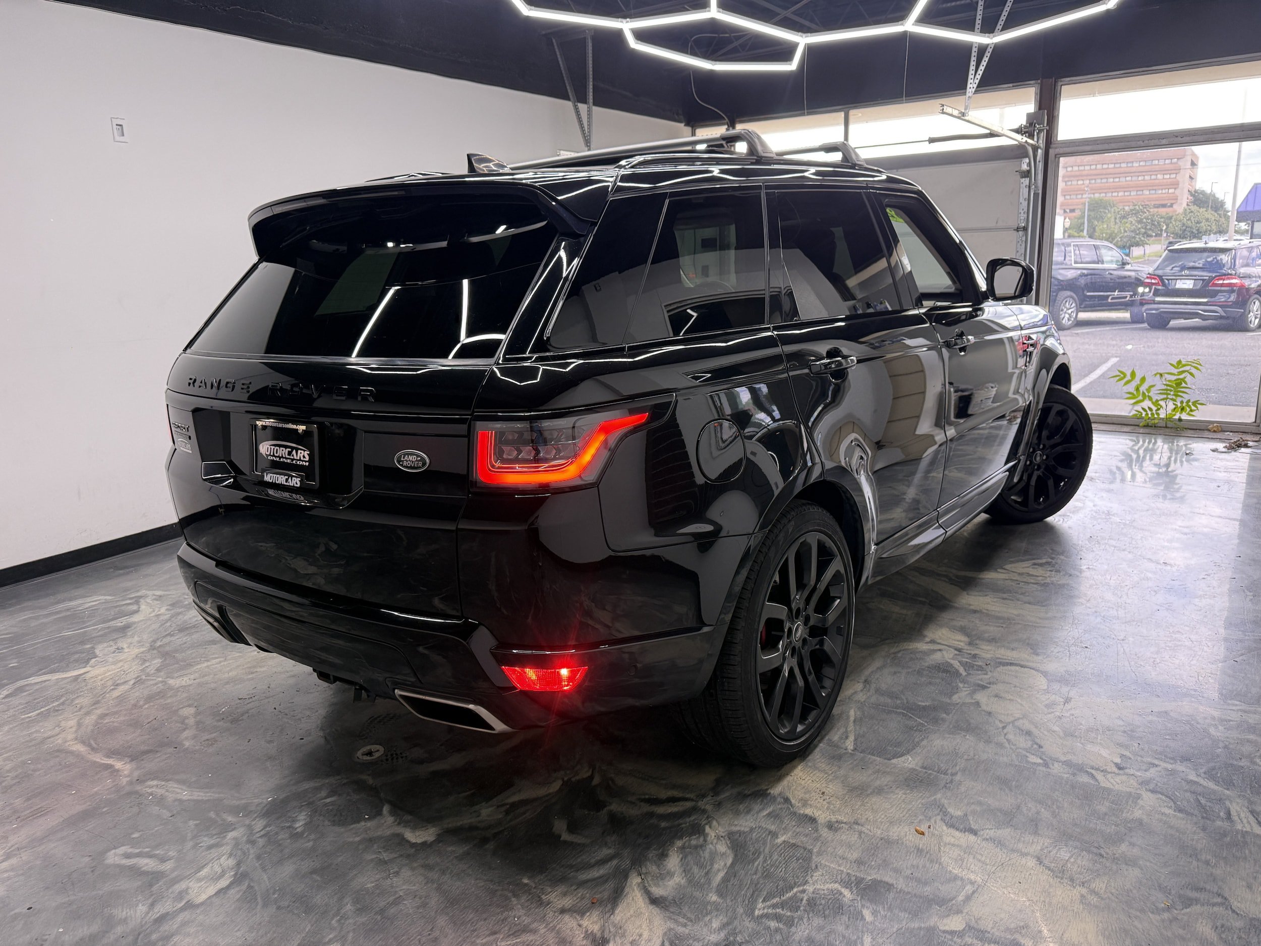 Used 2022 Land Rover Range Rover Sport Autobiography AWD/4WD image 2