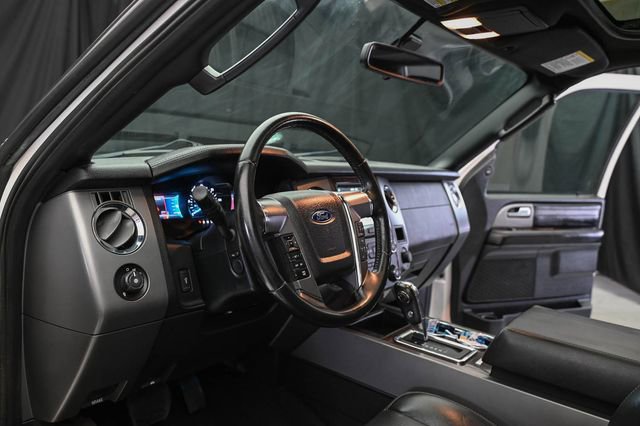 Used 2017 Ford Expedition Max Platinum image 27