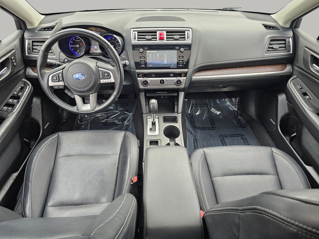Used 2017 Subaru Outback 2.5i Limited image 2
