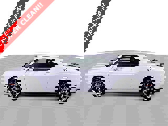 Used 2023 Dodge Challenger GT image 5