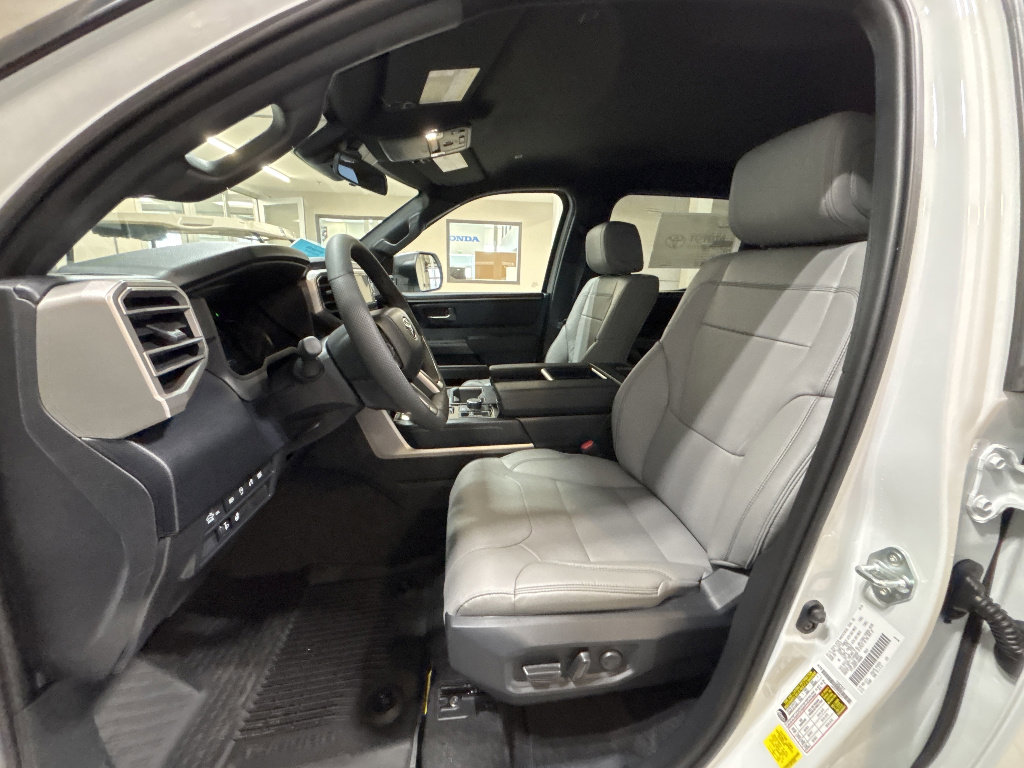 New 2026 Toyota Tundra SR5 image 18