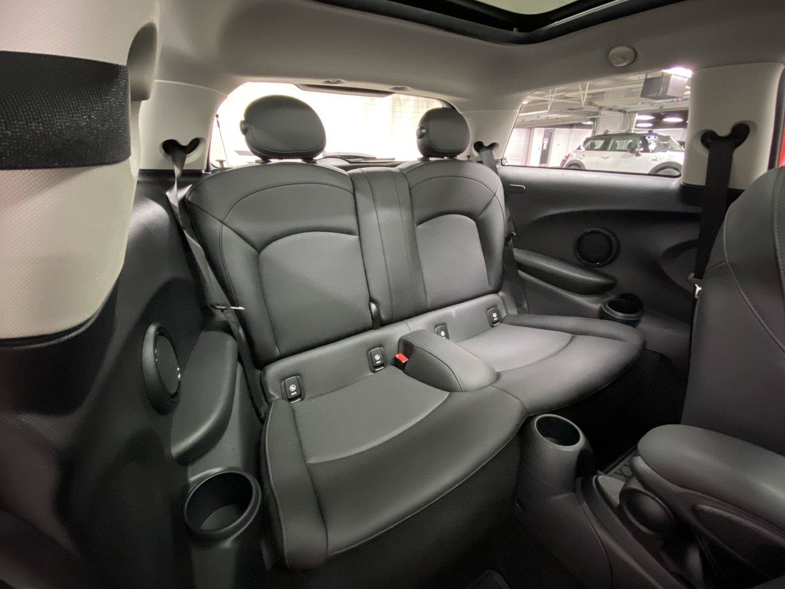 Used 2024 MINI Cooper S FWD image 29