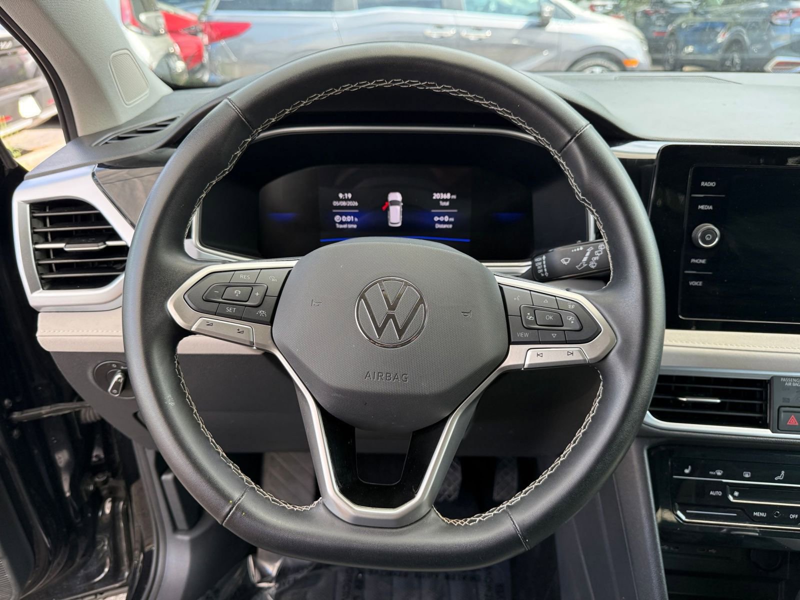Used 2025 Volkswagen Taos SE FWD image 27