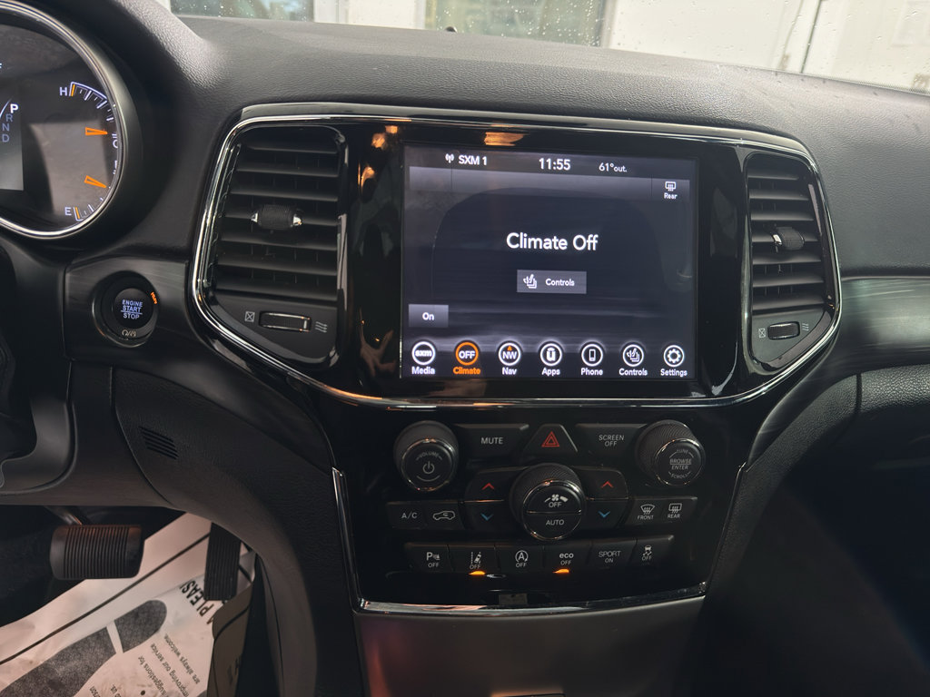 Used 2020 Jeep Grand Cherokee Altitude image 33