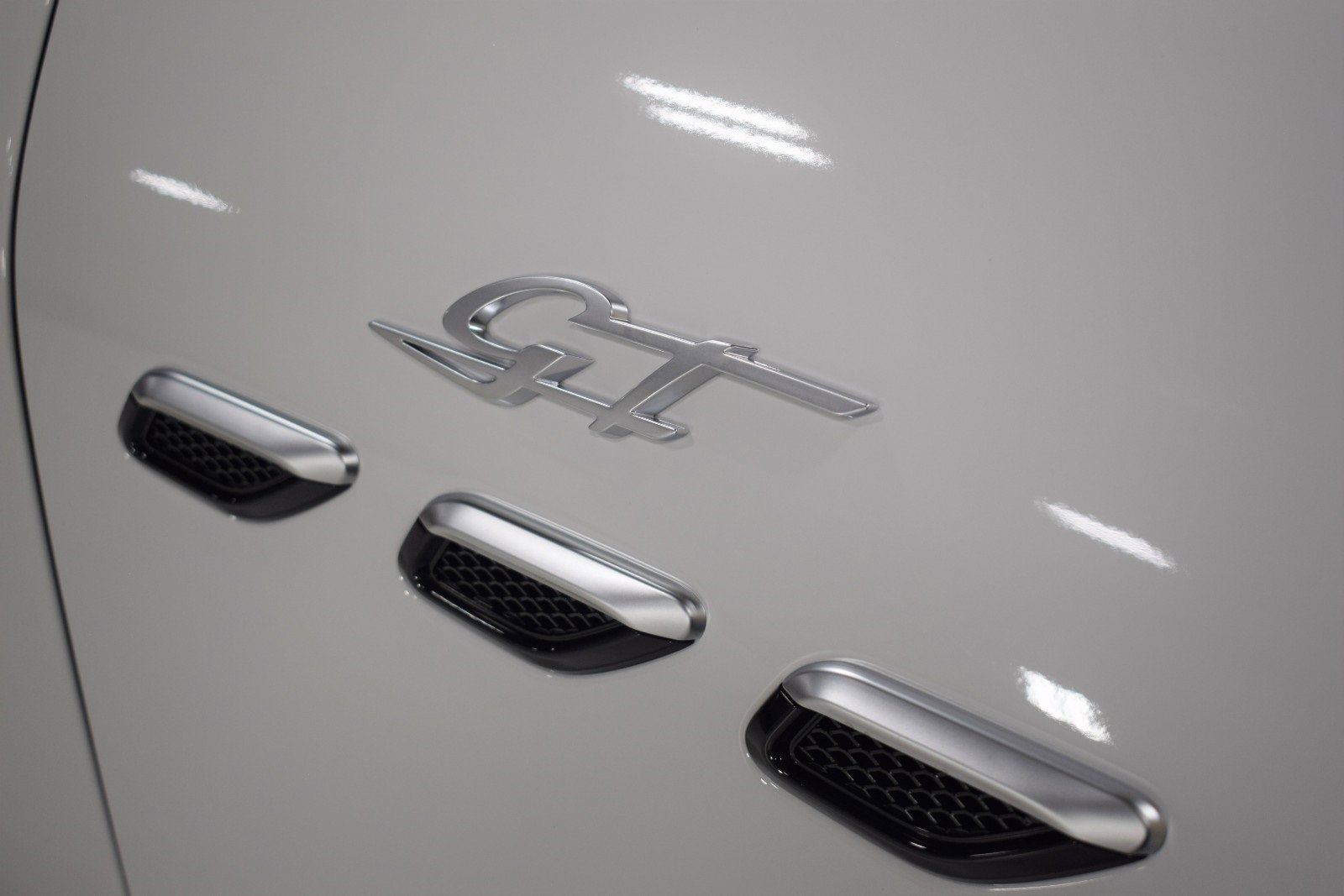 New 2024 Maserati Grecale GT image 12