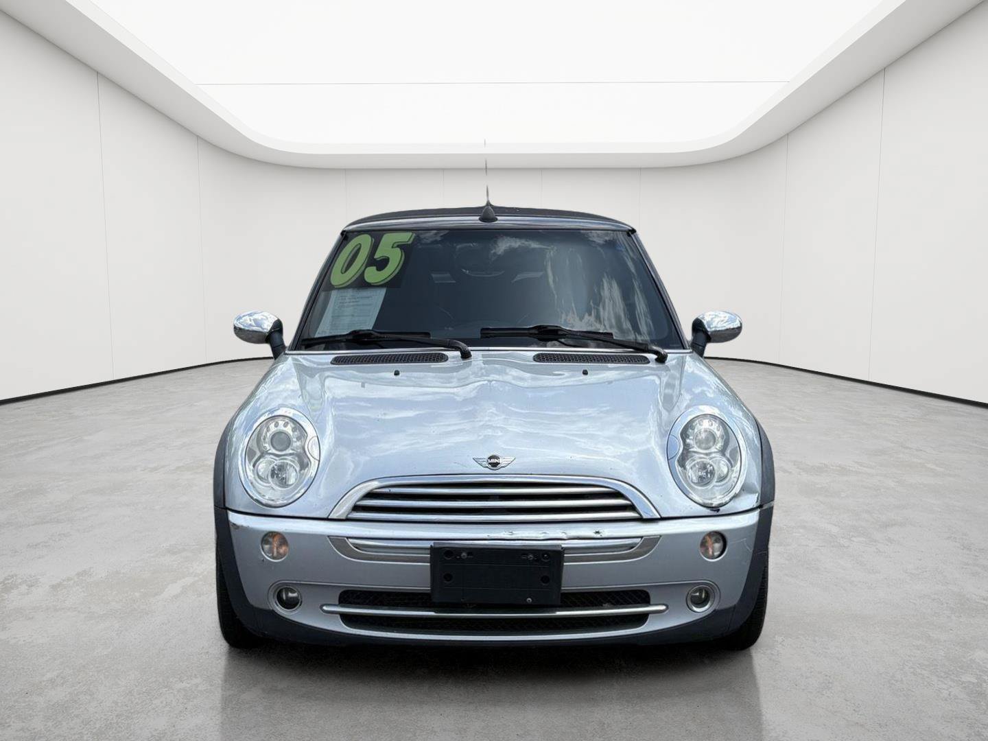 Used 2005 MINI Cooper Convertible FWD image 2