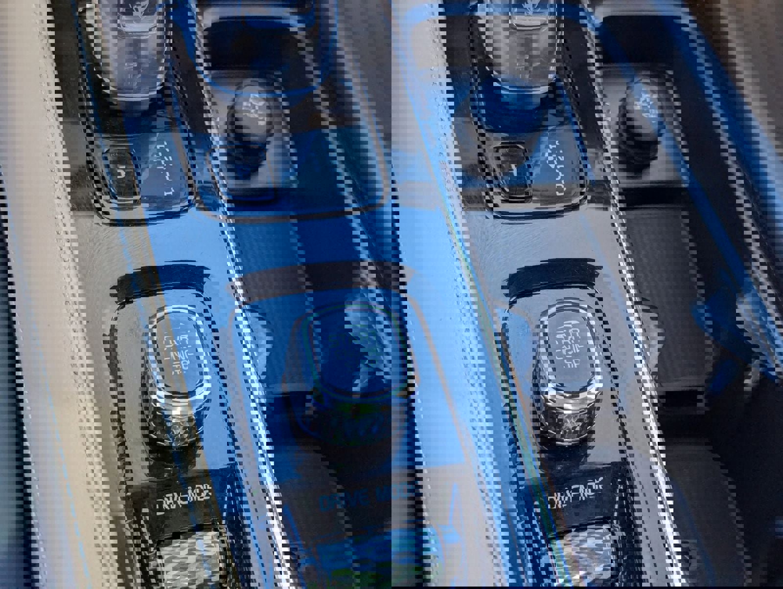 Used 2018 Volvo XC90 T8 Inscription w/ Luxury Package image 25