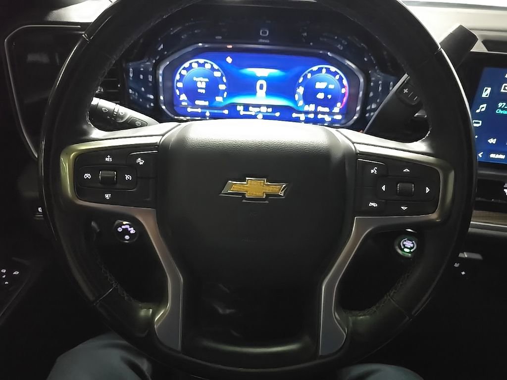 Used 2024 Chevrolet Silverado 3500 LT image 18