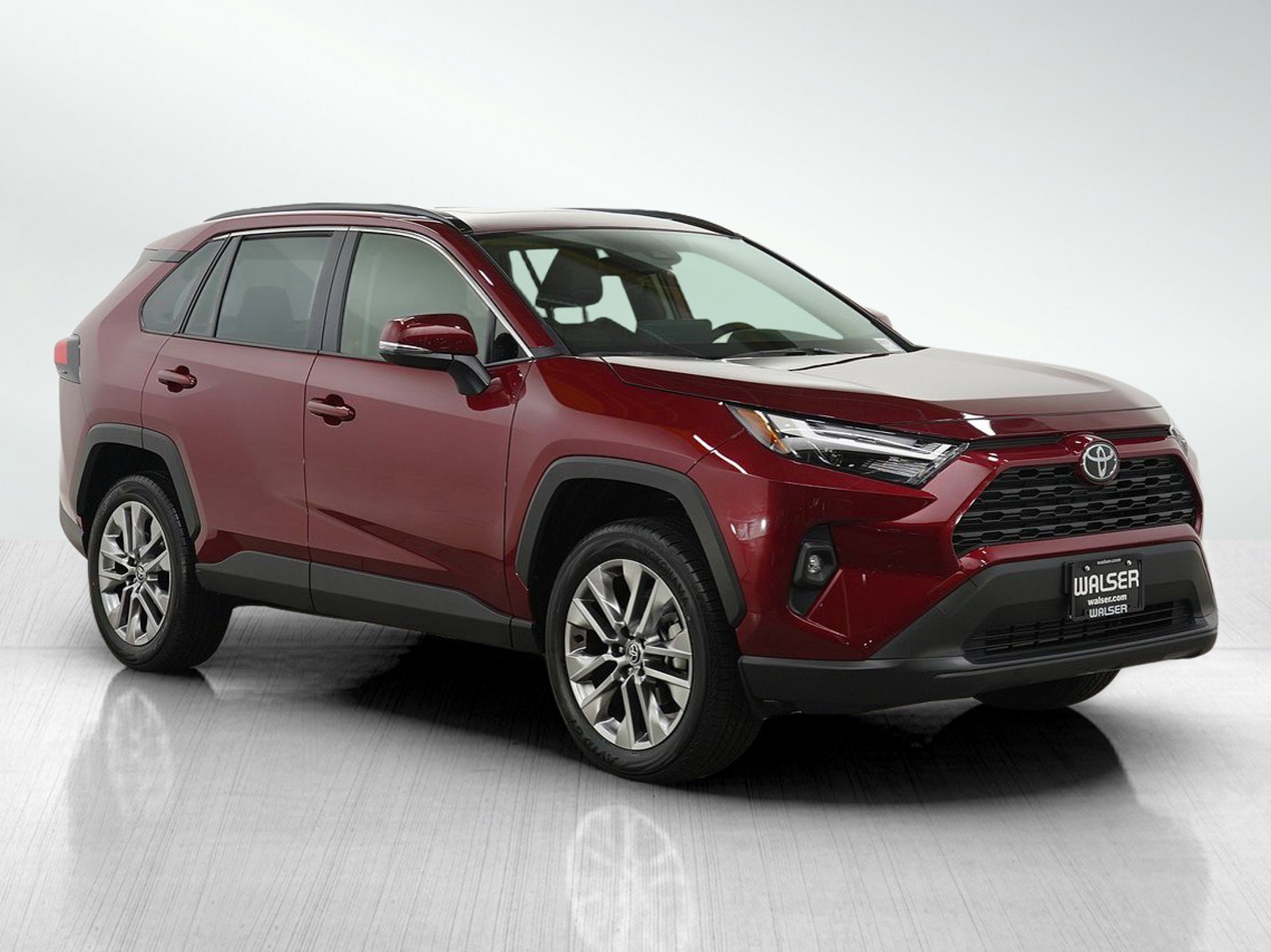 Used 2025 Toyota RAV4 XLE Premium w/ Weather Package AWD/4WD image 7