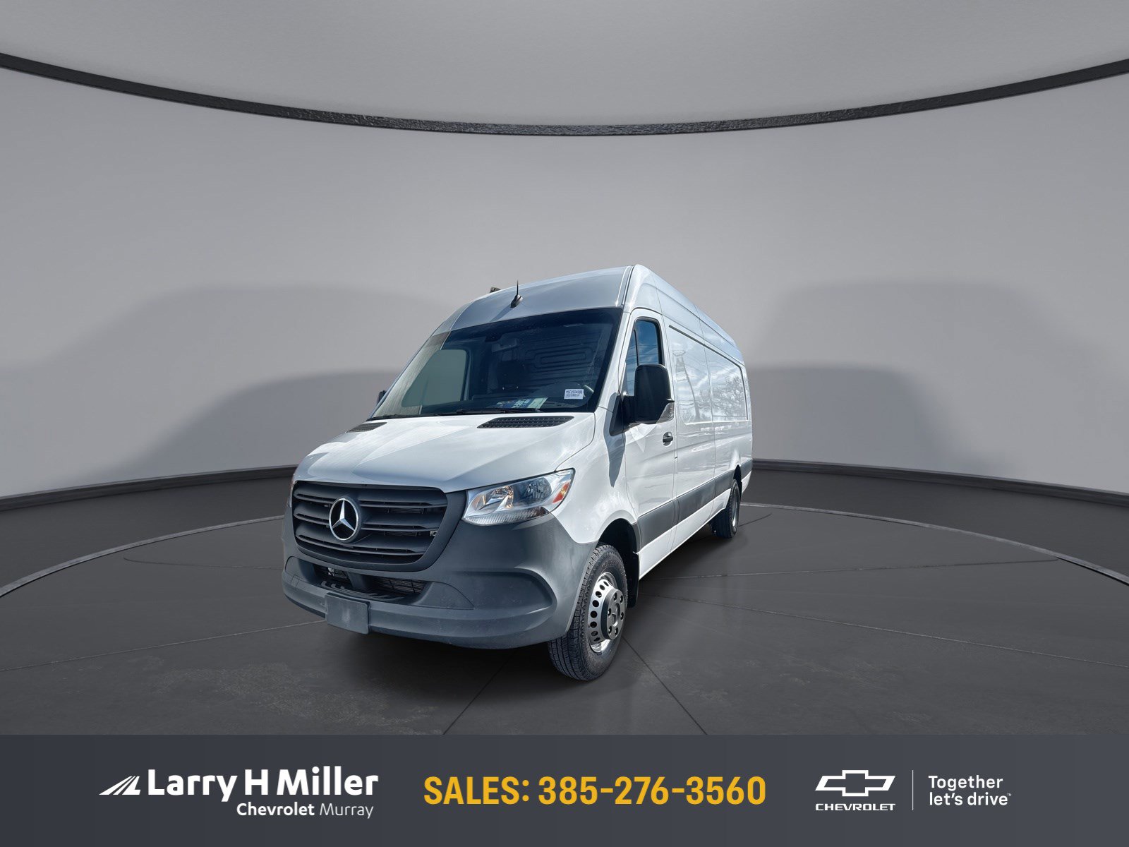 Used 2023 Mercedes-Benz Sprinter 3500 image 1
