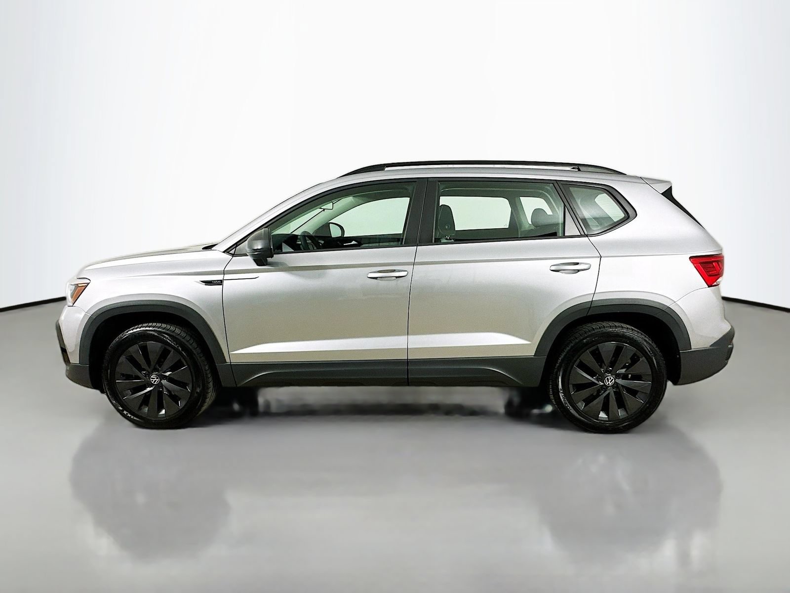 Used 2022 Volkswagen Taos S AWD/4WD image 8