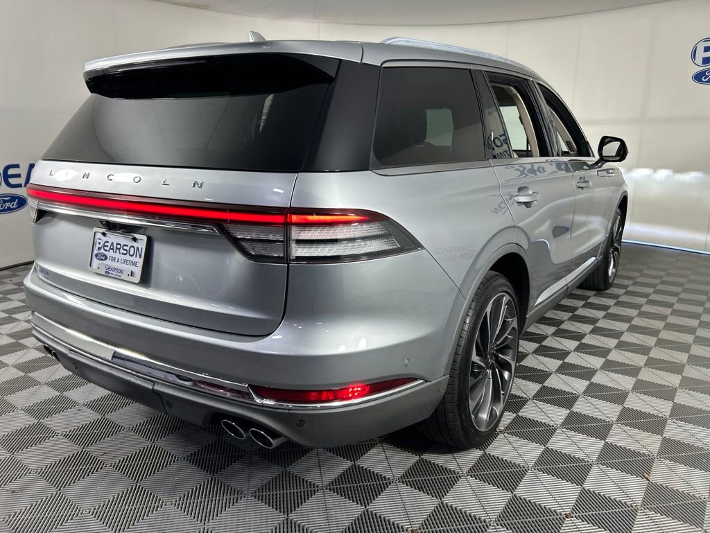 Used 2020 Lincoln Aviator Reserve w/ Equipment Group 202A AWD/4WD image 7