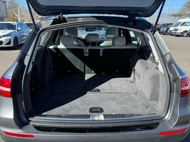 Used 2021 Mercedes-Benz E 450 4MATIC All-Terrain Wagon image 11