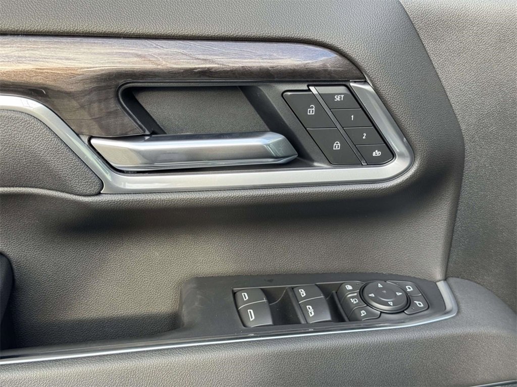 New 2026 Chevrolet Silverado 2500 LTZ w/ Z71 Chrome Sport Edition image 17