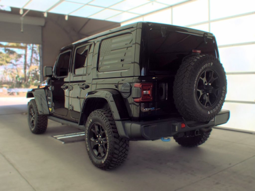 Certified 2022 Jeep Wrangler Unlimited Sahara w/ Cold Weather Group AWD/4WD image 4