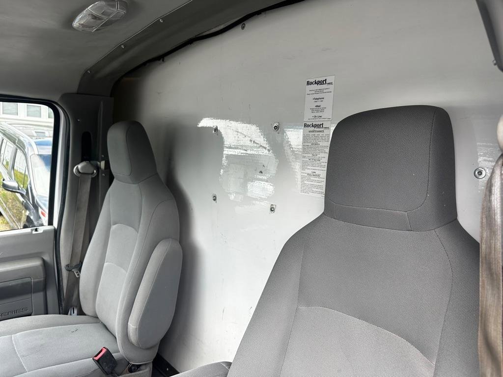 Used 2019 Ford E-450 and Econoline 450 Super Duty w/ Power Windows & Locks Group RWD image 17