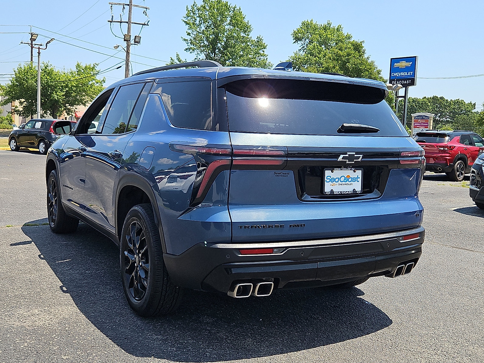 Certified 2024 Chevrolet Traverse LT w/ Midnight/Sport Edition AWD/4WD image 5