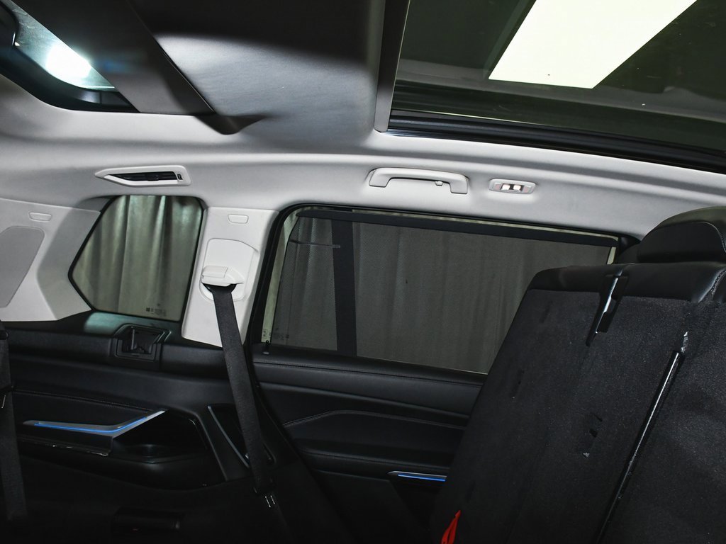 Used 2024 BMW X7 xDrive40i image 77