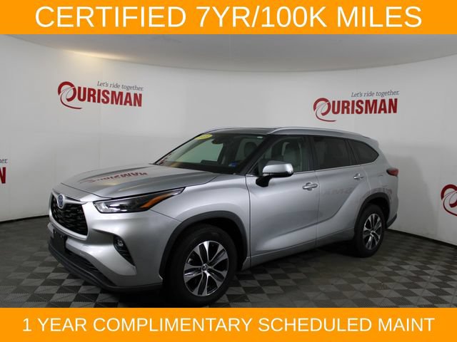 Used 2023 Toyota Highlander XLE FWD image 2