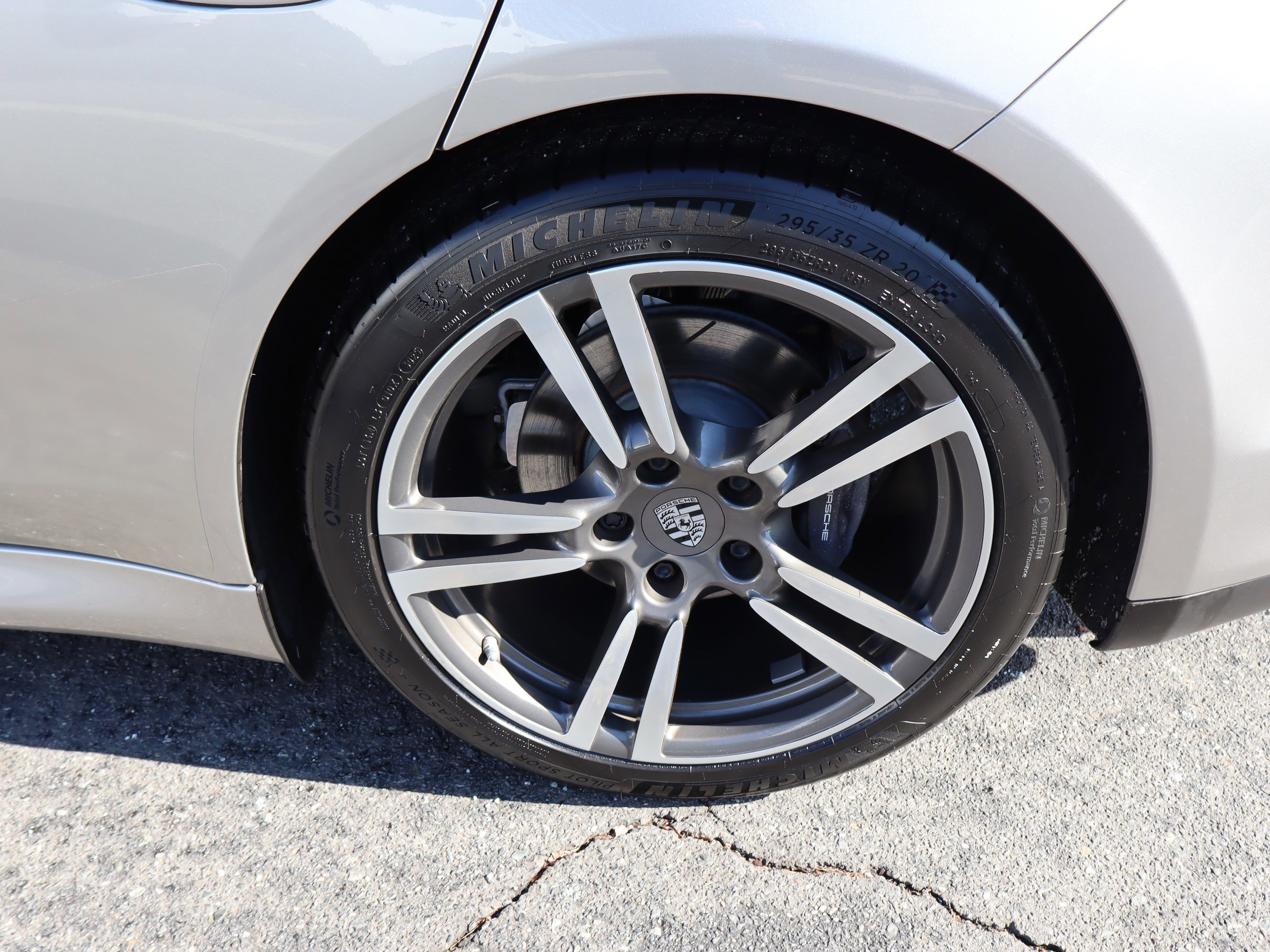 Used 2013 Porsche Panamera 4 image 36