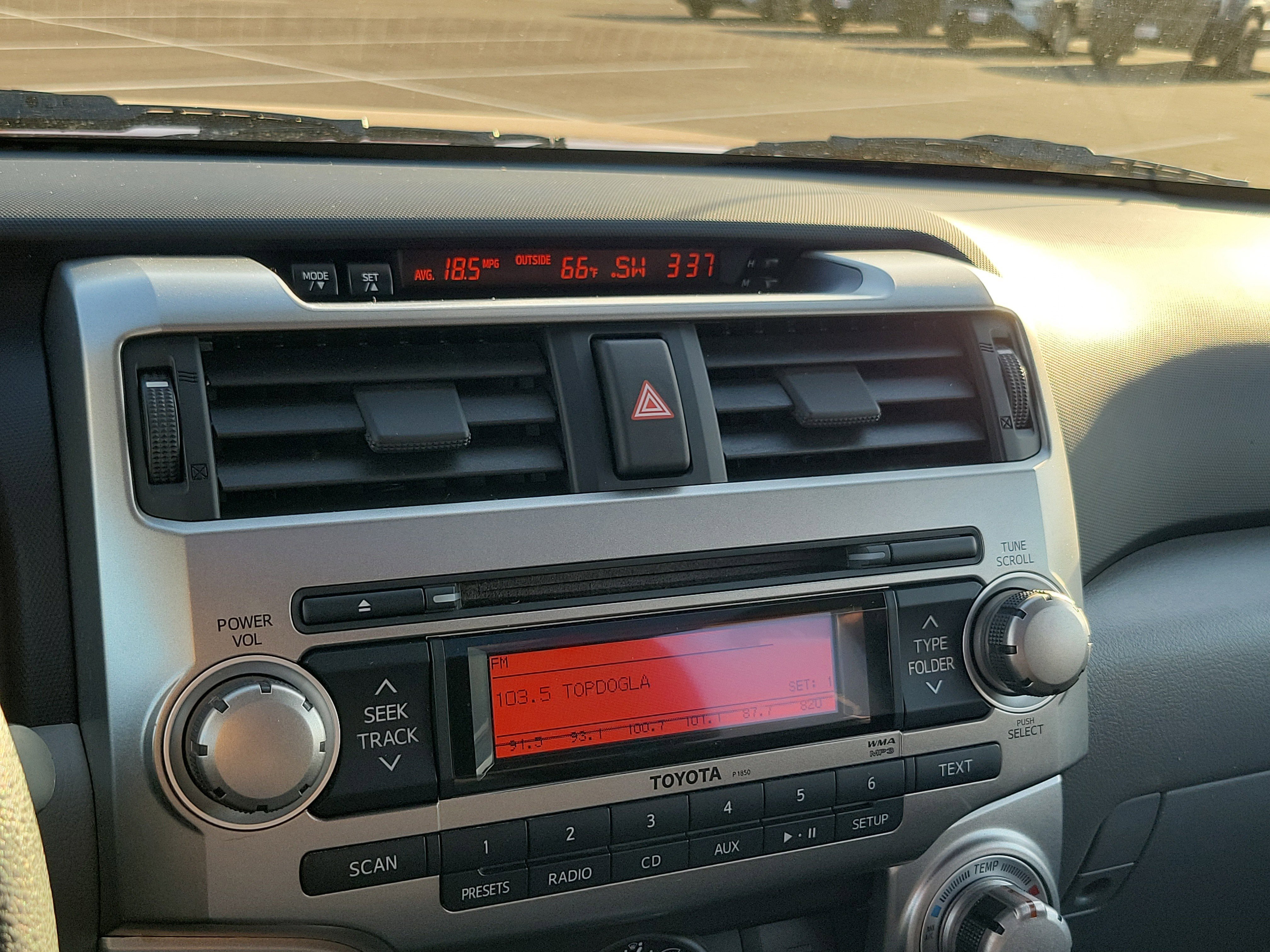 Used 2011 Toyota 4Runner SR5 image 28