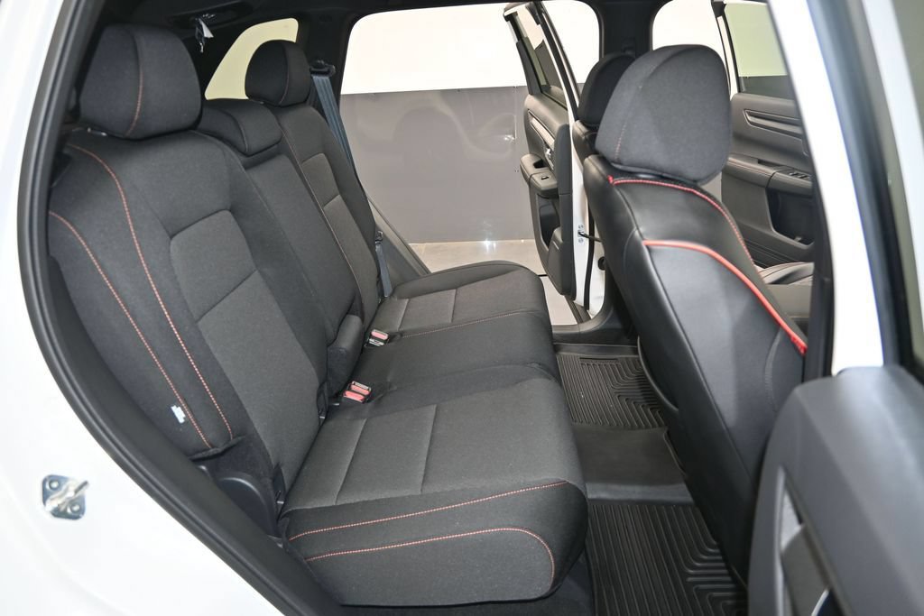 Used 2025 Honda CR-V Sport image 30